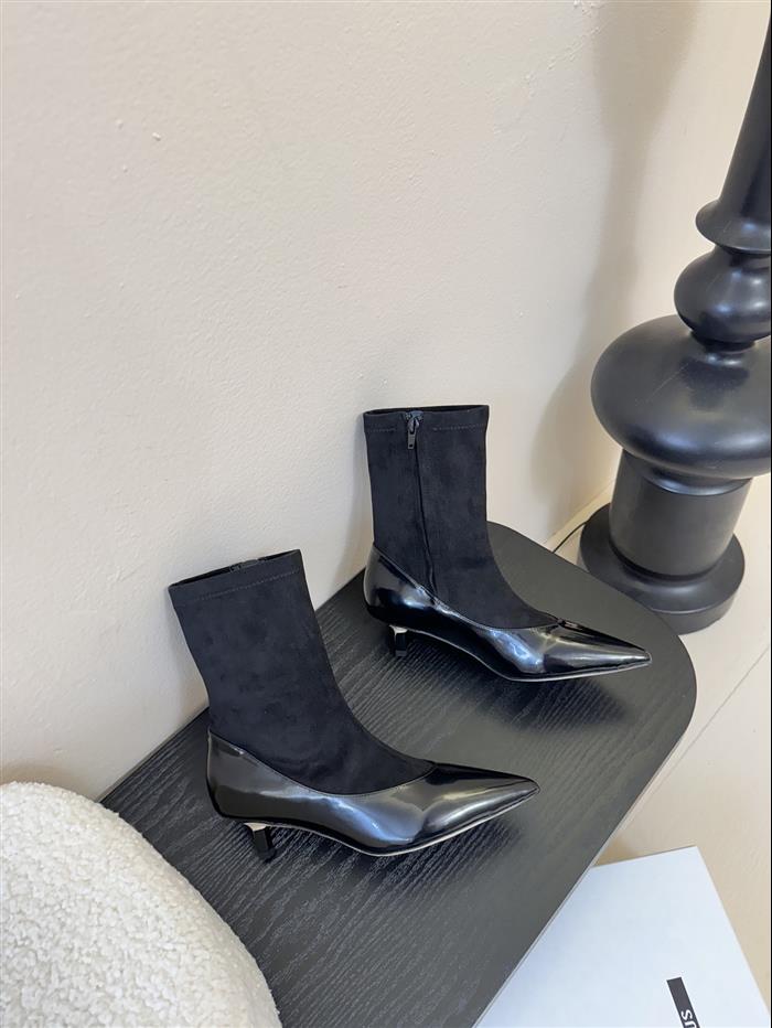 2025112817261286 380